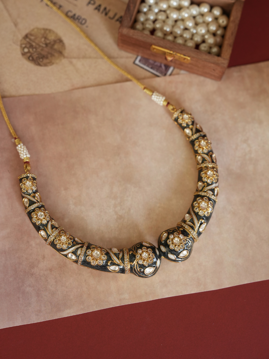 Enamel Hasli Necklace Set