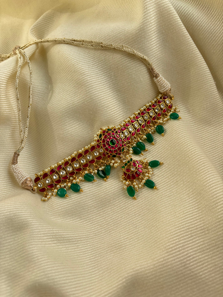 Ethenic Jadau chokar Set