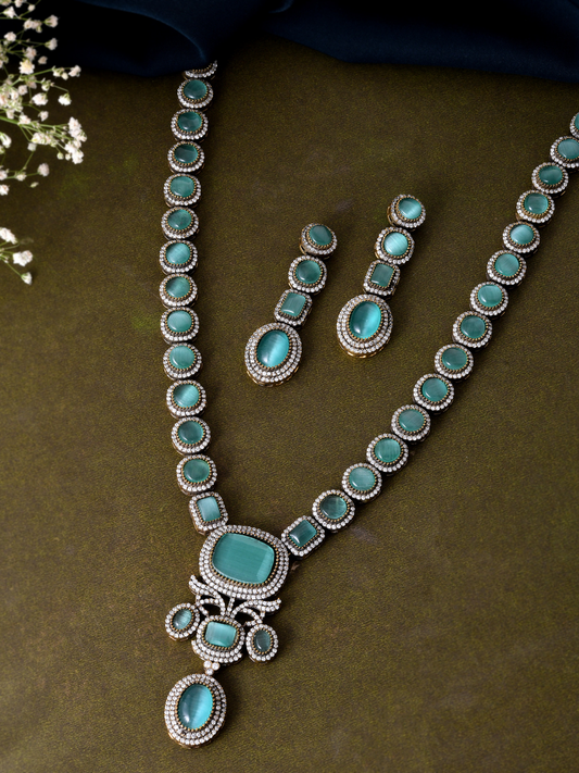 Mint Victorian American Diamond Necklace Set