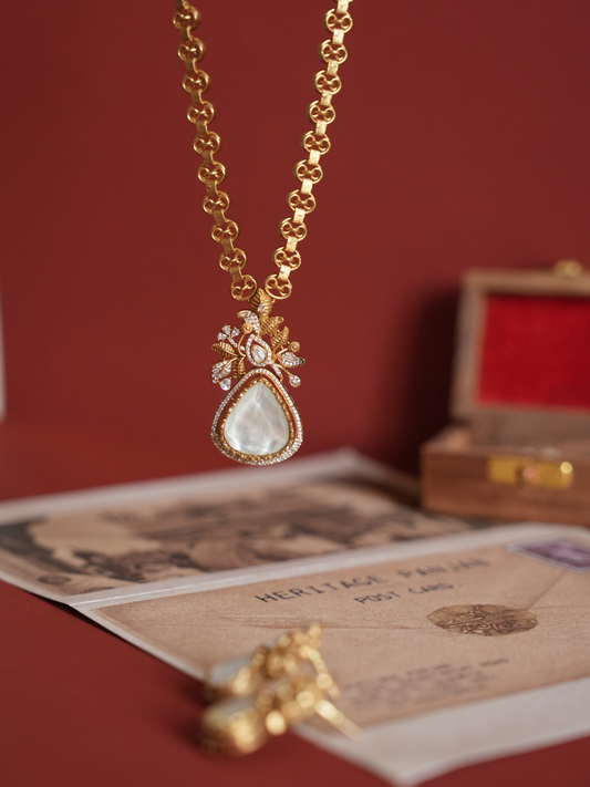 Polki Pendant Set with Teardrop Moonstone